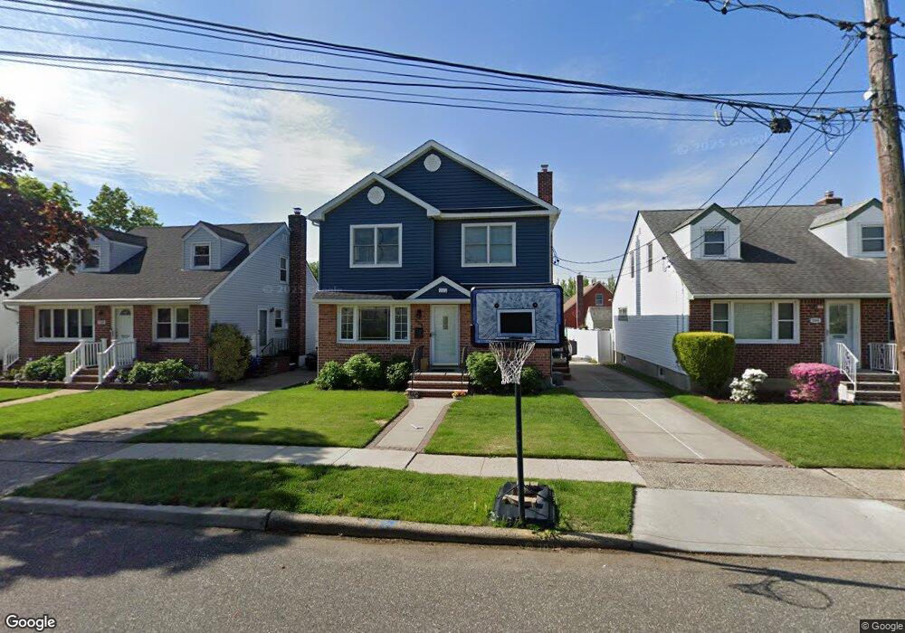 506 6th Ave, New Hyde Park, NY 11040 - photo 1