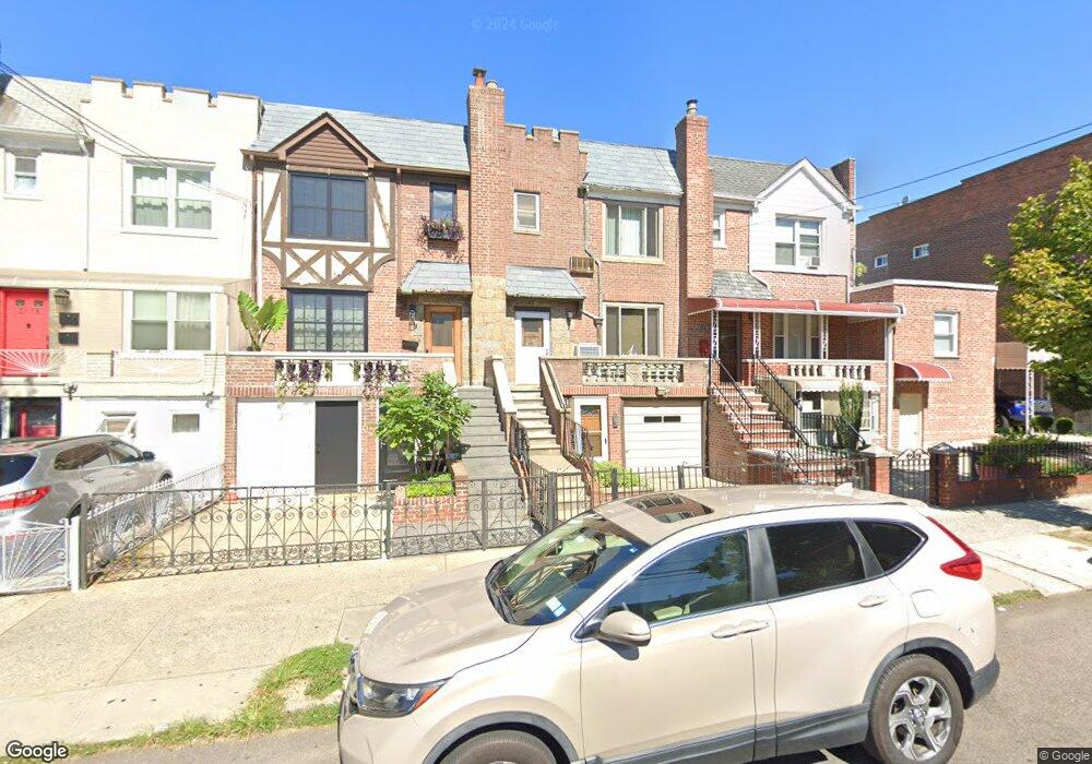 3174 46th St, Astoria, NY 11103 - photo 1