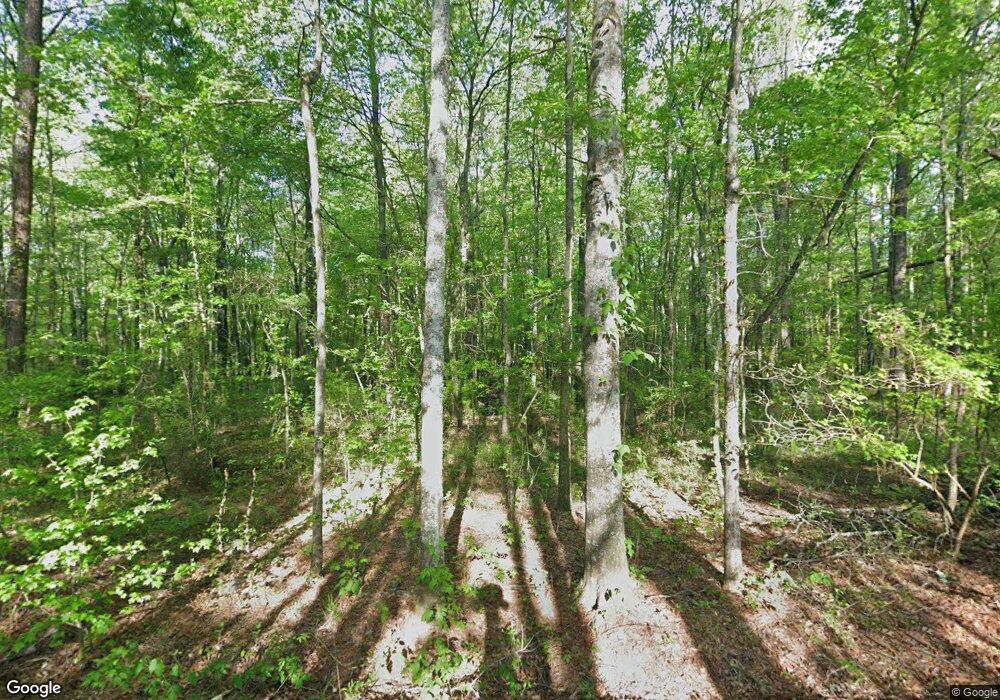 201 Oak Leaf Ln, Carrollton, GA 30116 - photo 1