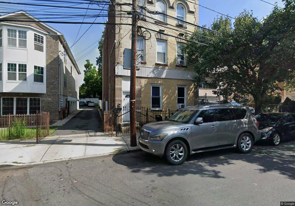 253 W Runyon St, Newark, NJ 07108 - photo 1