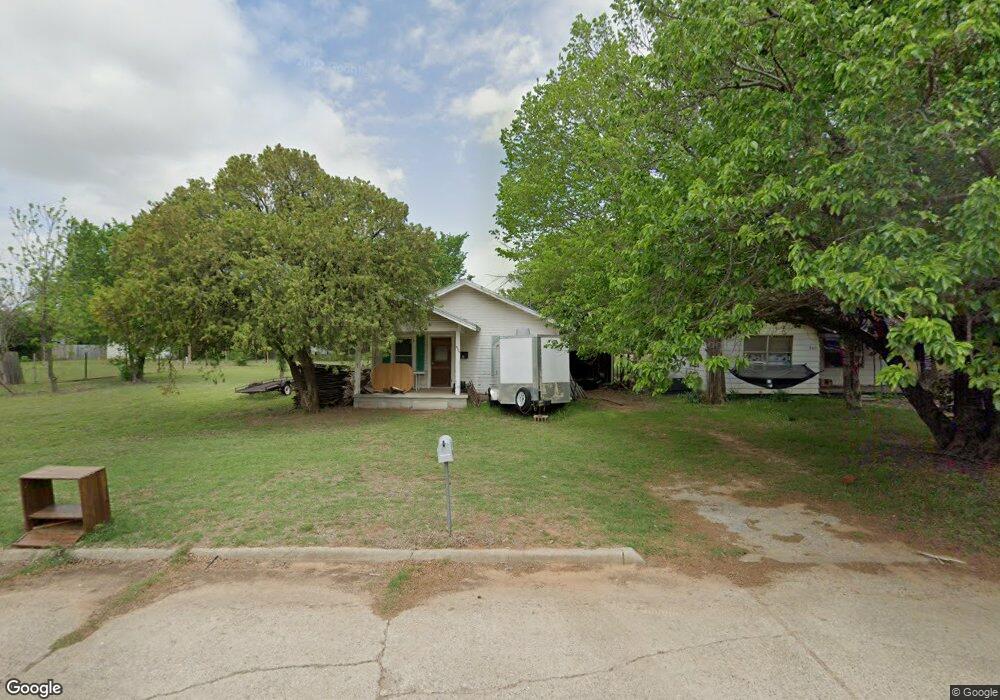 805 Cherry Ave, Duncan, OK 73533 - photo 1