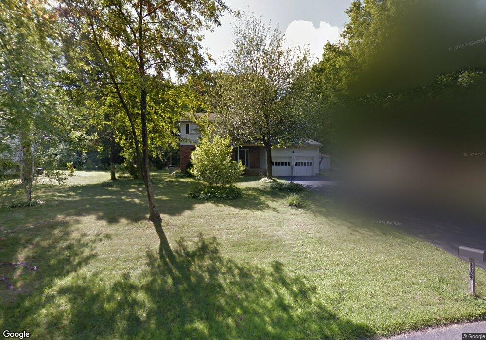 1123 Rosehill Blvd, Schenectady, NY 12309 - photo 1