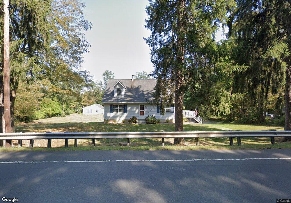 1354 Saybrook Rd, Haddam, CT 06438 - photo 1