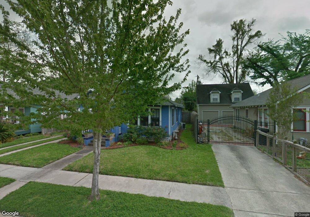 1128 Dunbar St, Houston, TX 77009 - photo 1