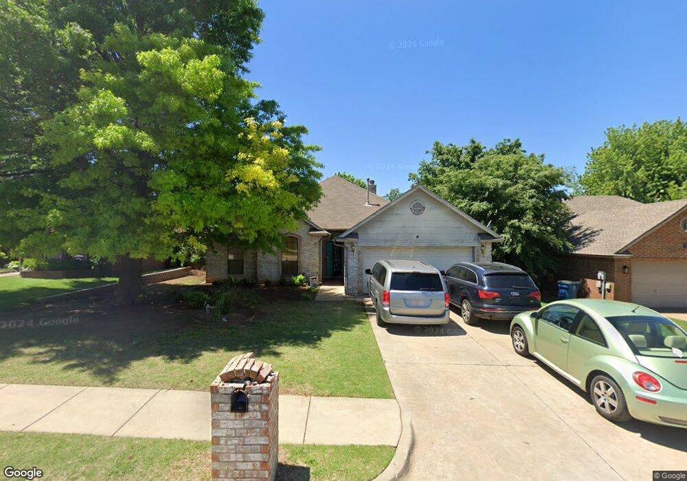 1809 Victoria Place, Edmond, OK 73003 - photo 1
