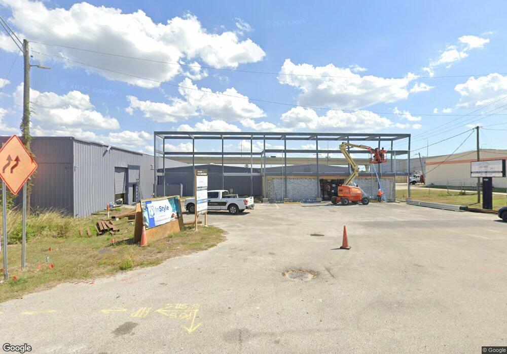 7501 E Adamo Dr, Tampa, FL 33619 - photo 1