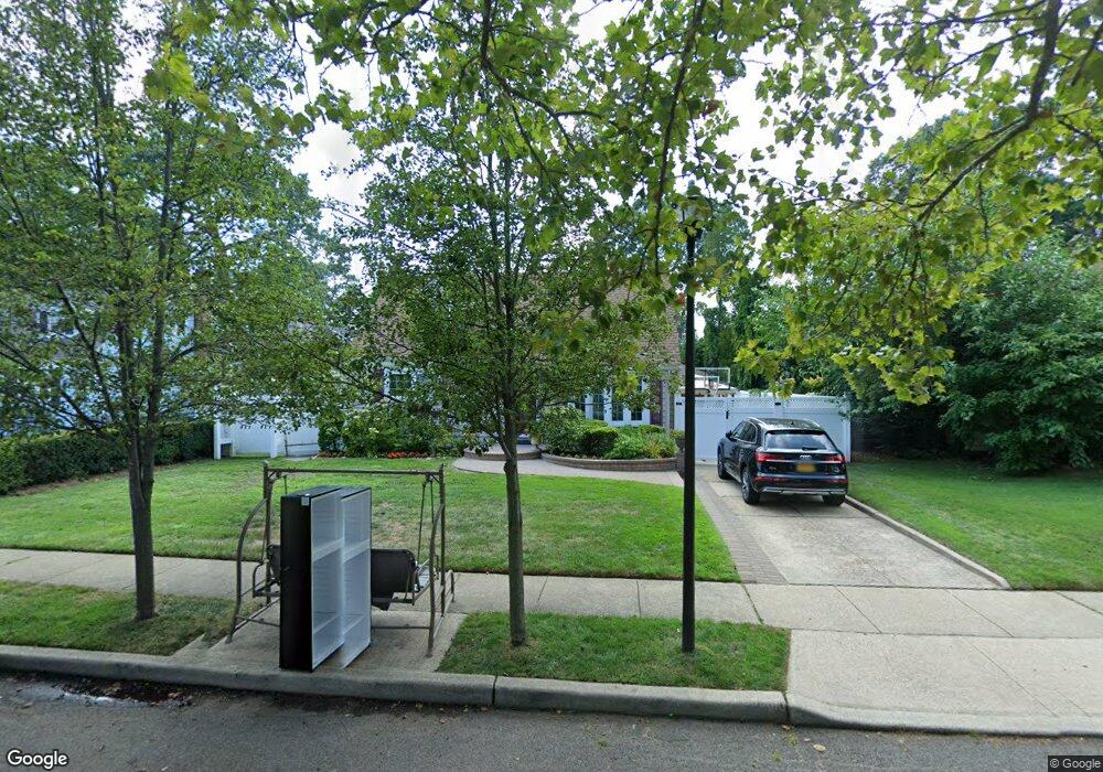 1009 Windermere Rd, Franklin Square, NY 11010 - photo 1