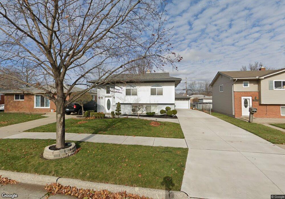 15755 Dugan St, Roseville, MI 48066 - photo 1