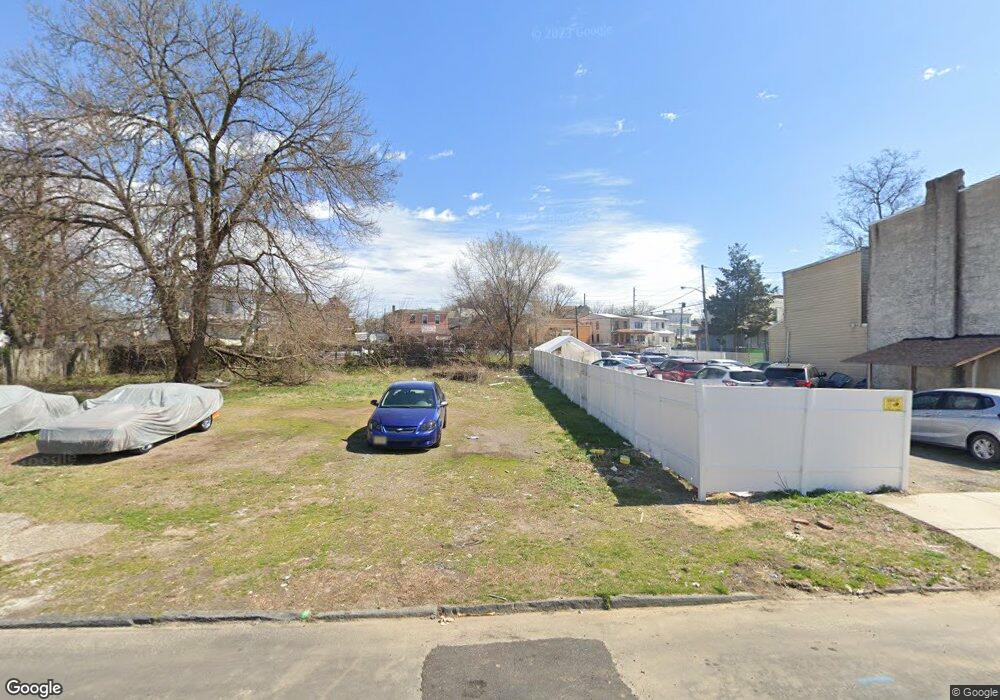 130 N 26th St, Camden, NJ 08105 - photo 1