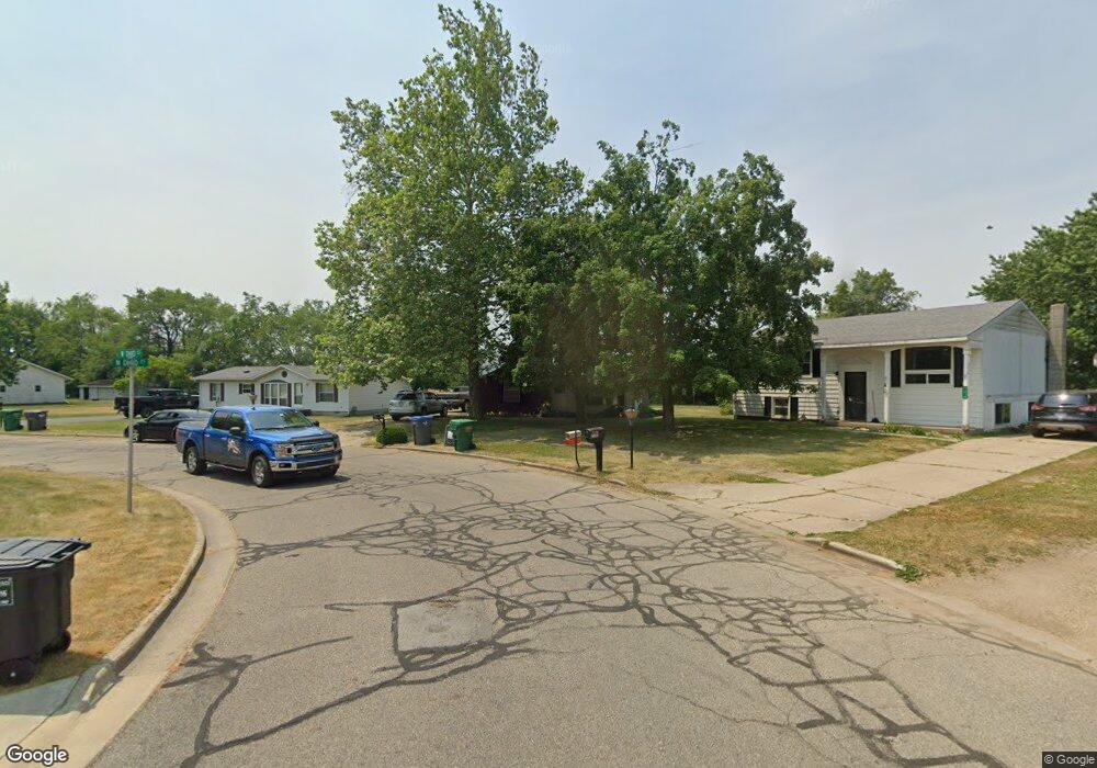 1109 N Ohio Ct, Sturgis, MI 49091 - photo 1