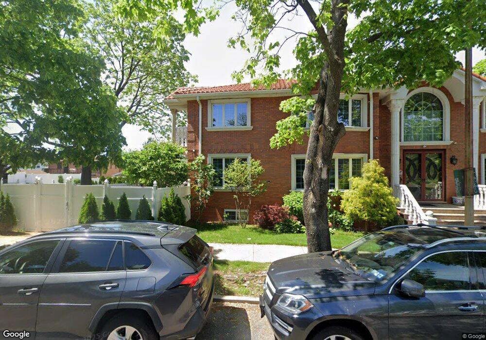 25107 58th Ave, Flushing, NY 11362 - photo 1