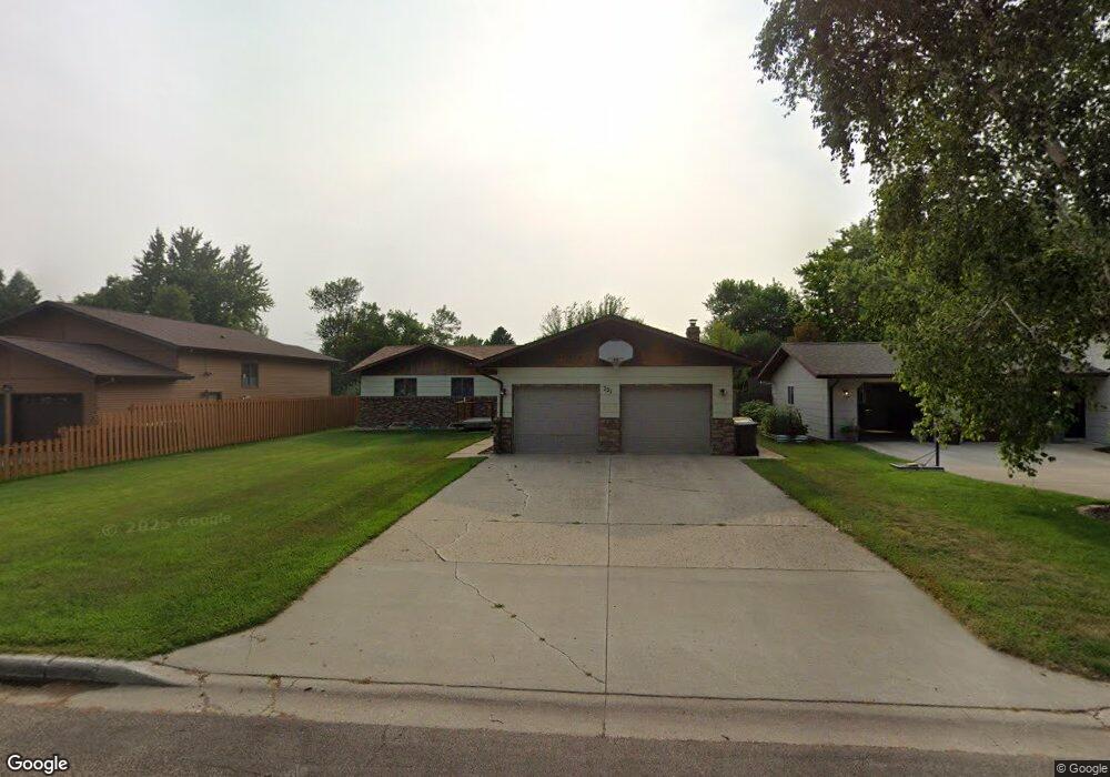 221 19th Ave NE, Jamestown, ND 58401 - photo 1