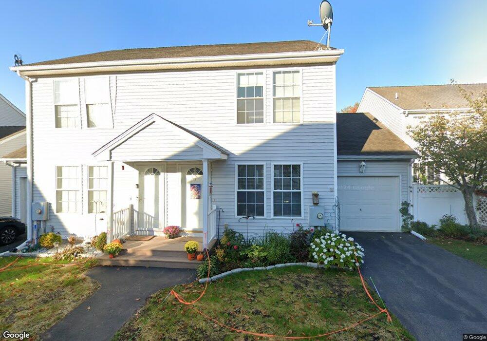 8 Aztec Trail, Unionville, CT 06085 - photo 1