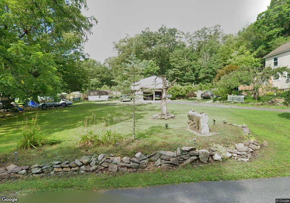 168 W Mountain Top Rd, Summit Hill, PA 18250 - photo 1