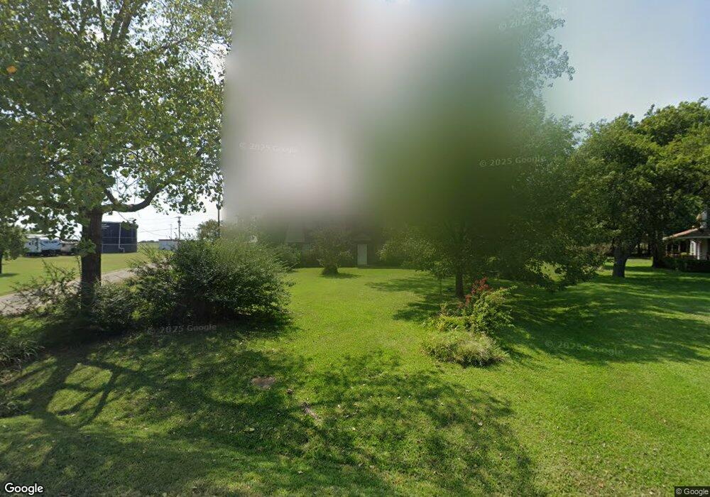 114 S Meadowbrook Dr, Pottsboro, TX 75076 - photo 1