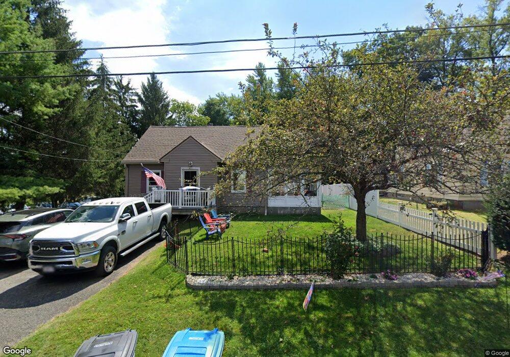 44 Delaware Ave, Pittsfield, MA 01201 - photo 1