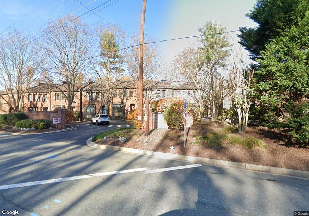 7527 Bradley Blvd, Bethesda, MD 20817 - photo 1