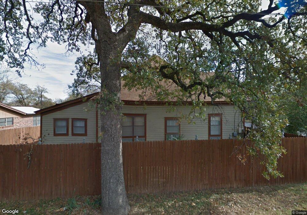 714 W Spring St, Weatherford, TX 76086 - photo 1