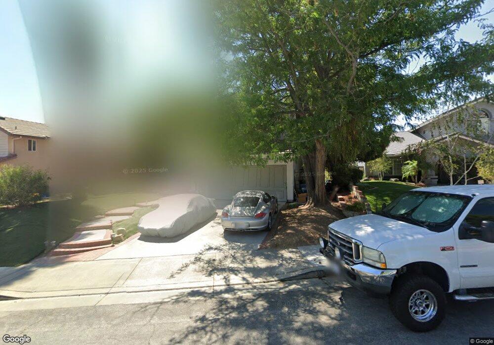 22565 Hickory Place, Santa Clarita, CA 91390 - photo 1