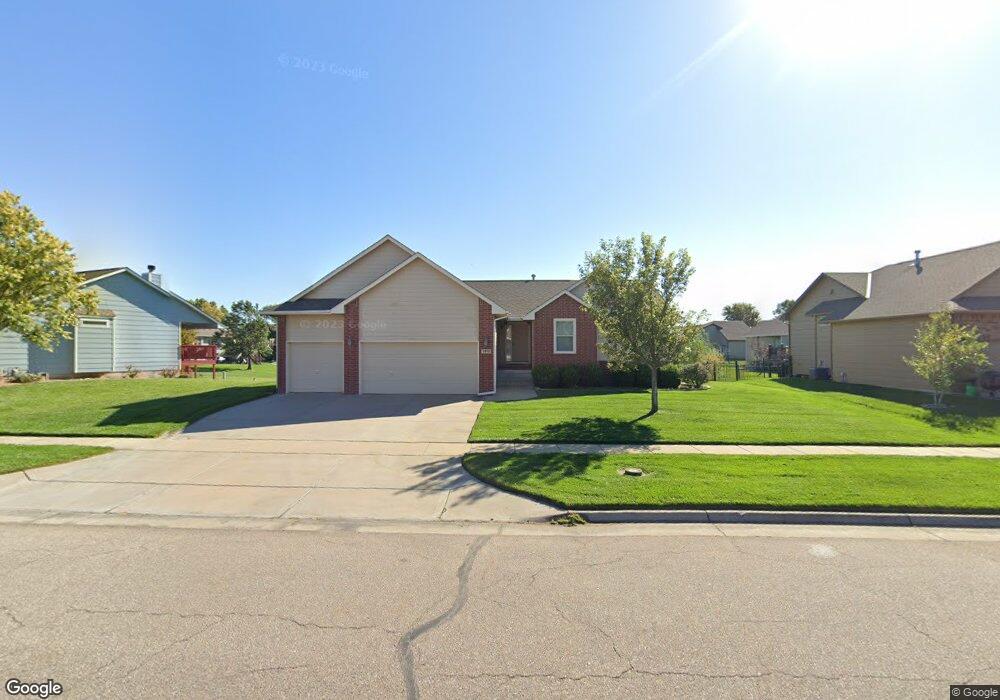 3910 N Rutgers St, Maize, KS 67101 - photo 1