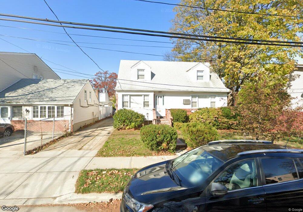 14330 257th St, Rosedale, NY 11422 - photo 1