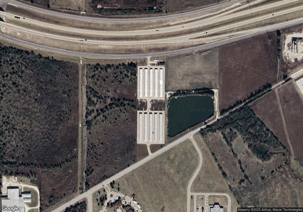 1315 E Kilpatrick St, Cleburne, TX 76031 - photo 1