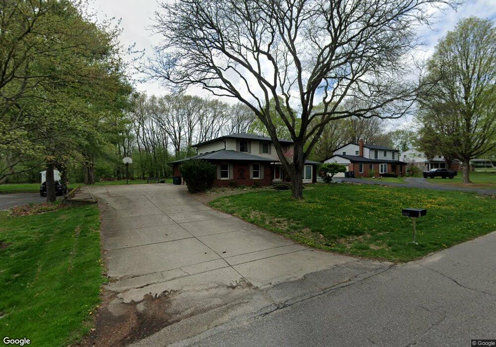 6767 Limerick Ln, Troy, MI 48098 - photo 1