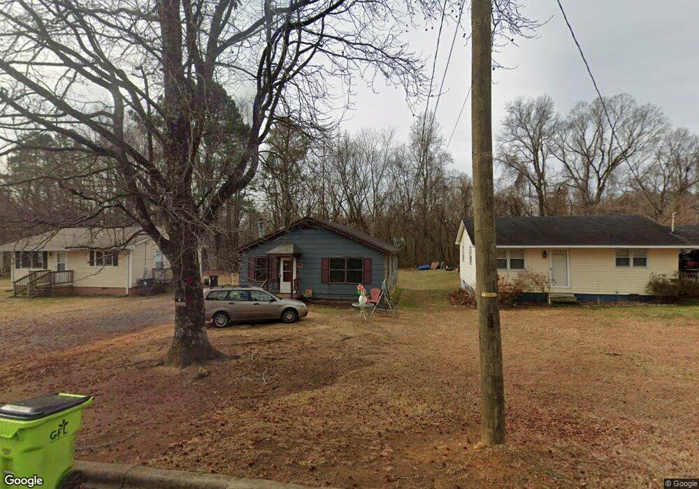 226 Maple Dr, Oxford, NC 27565 - photo 1