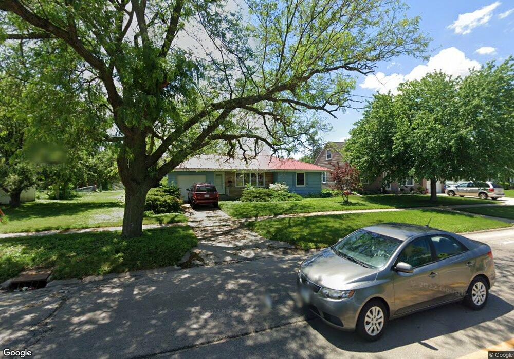 2121 1st Ave SW, Cedar Rapids, IA 52405 - photo 1