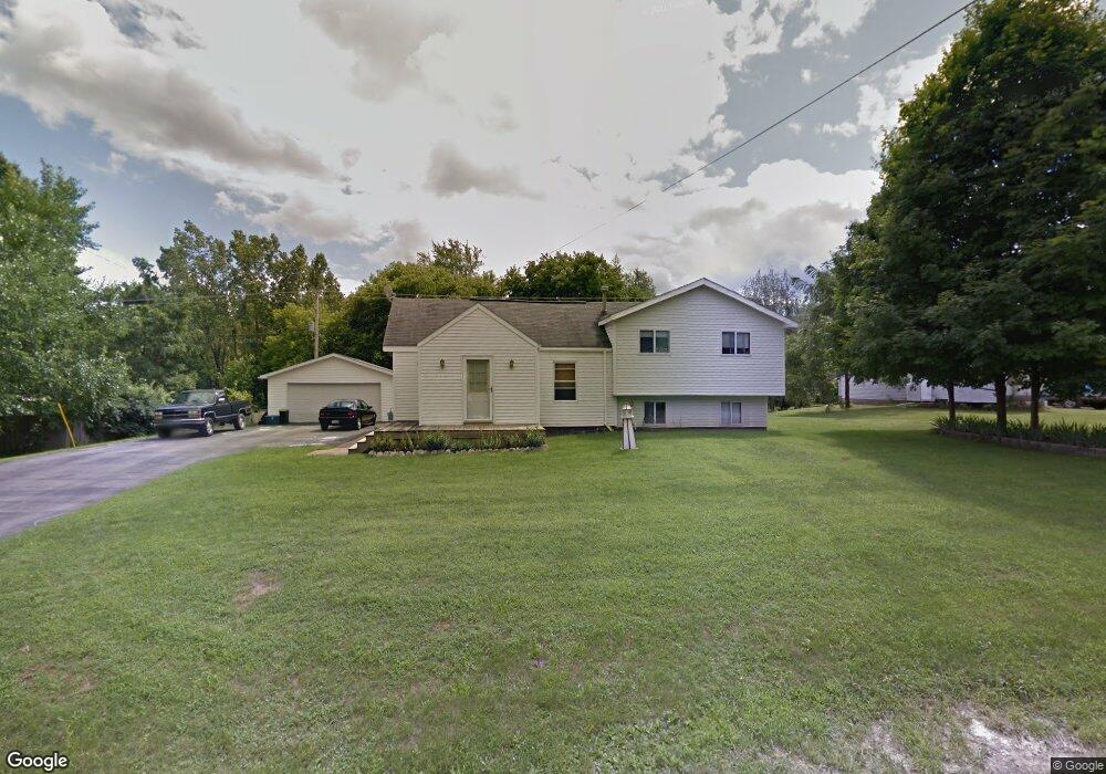 8152 E Carpenter Rd, Davison, MI 48423 - photo 1