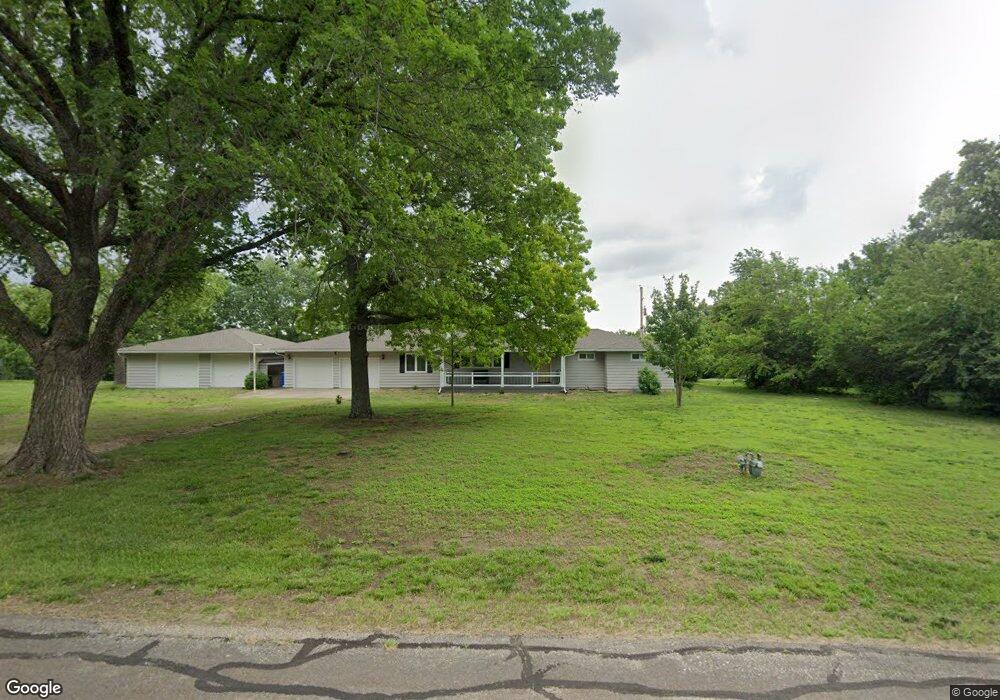 5220 SW Vorse Rd, Topeka, KS 66610 - photo 1