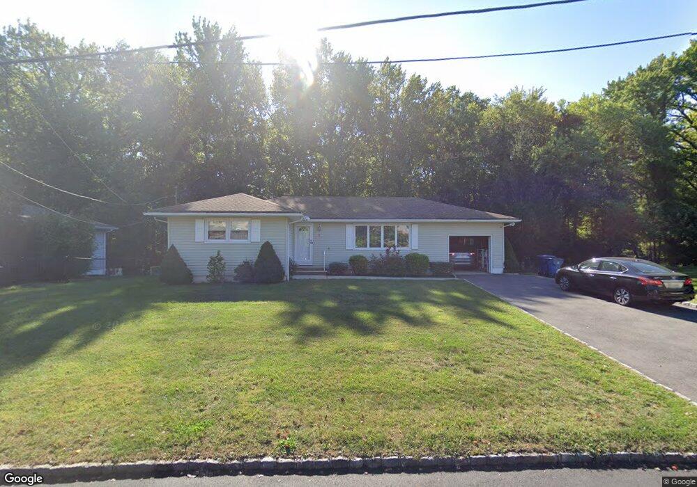 33 Sycamore Rd, Clark, NJ 07066 - photo 1