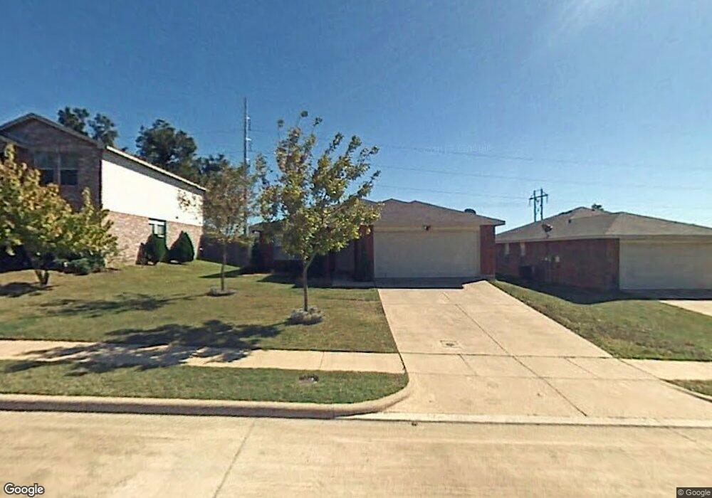 8809 Swan Park Dr, Denton, TX 76210 - photo 1