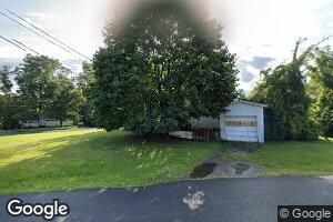 21 Marshall Dr W, New Windsor, NY 12553