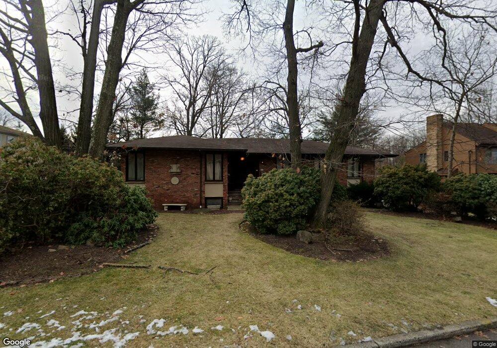 240 Fairview Ave, Englewood Cliffs, NJ 07632 - photo 1