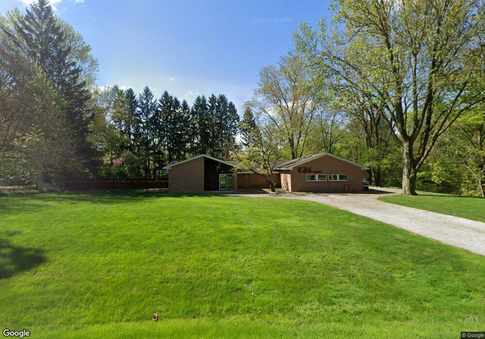 674 Wattles Rd, Bloomfield Hills, MI 48304 - photo 1