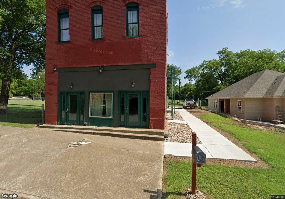 523 W Bond St, Denison, TX 75020 - photo 1