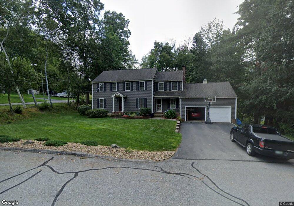 57 Tennyson Ave, Nashua, NH 03062 - photo 1