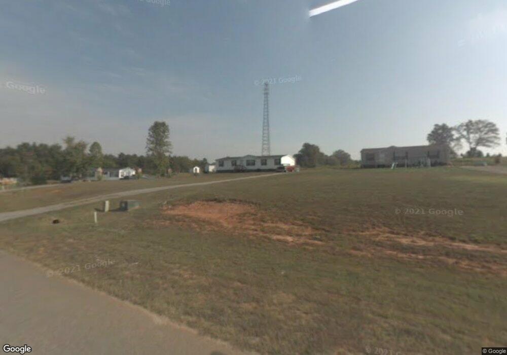 136 Sweetwater Dr, Statesville, NC 28625 - photo 1