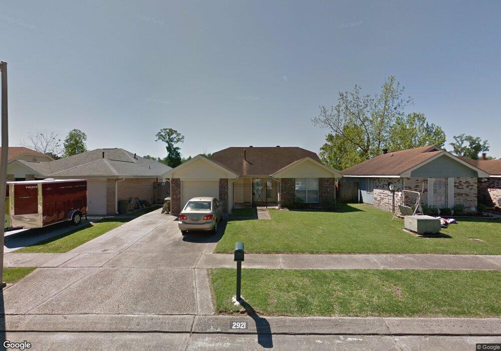 2921 Laurie Ln, Marrero, LA 70072 - photo 1