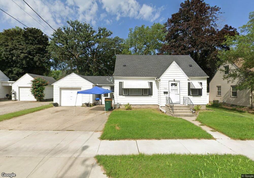 721 Ulstad Ave, Albert Lea, MN 56007 - photo 1