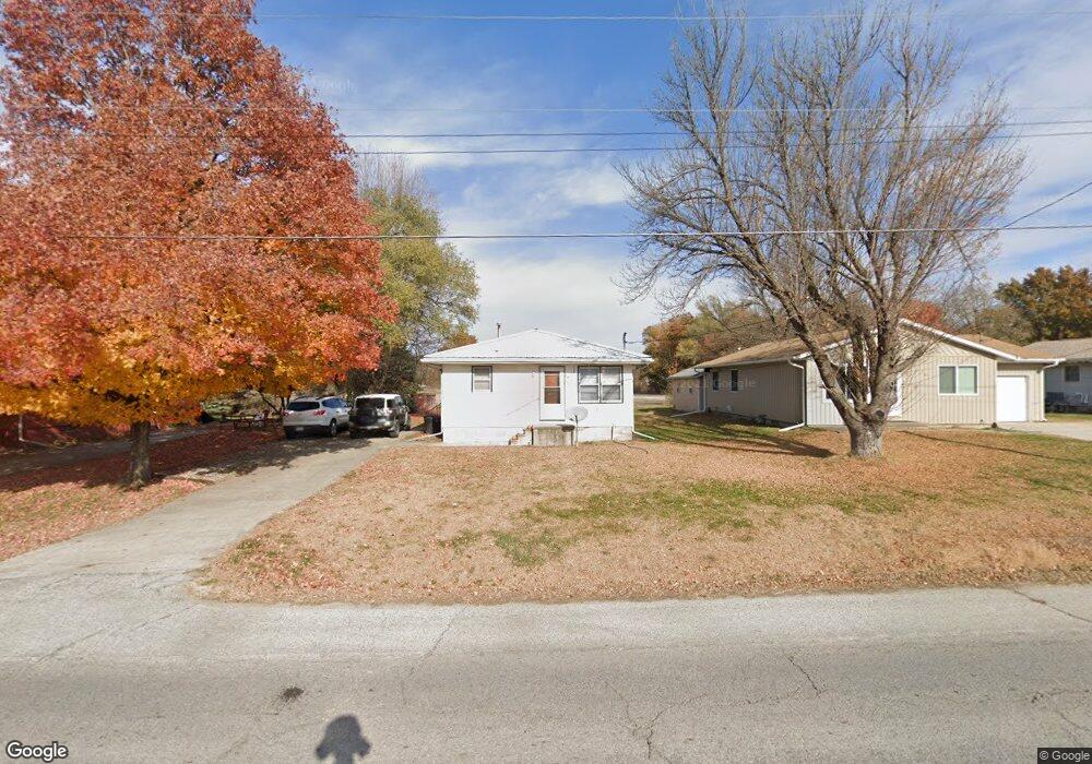 1005 W Nishna Rd, Shenandoah, IA 51601 - photo 1