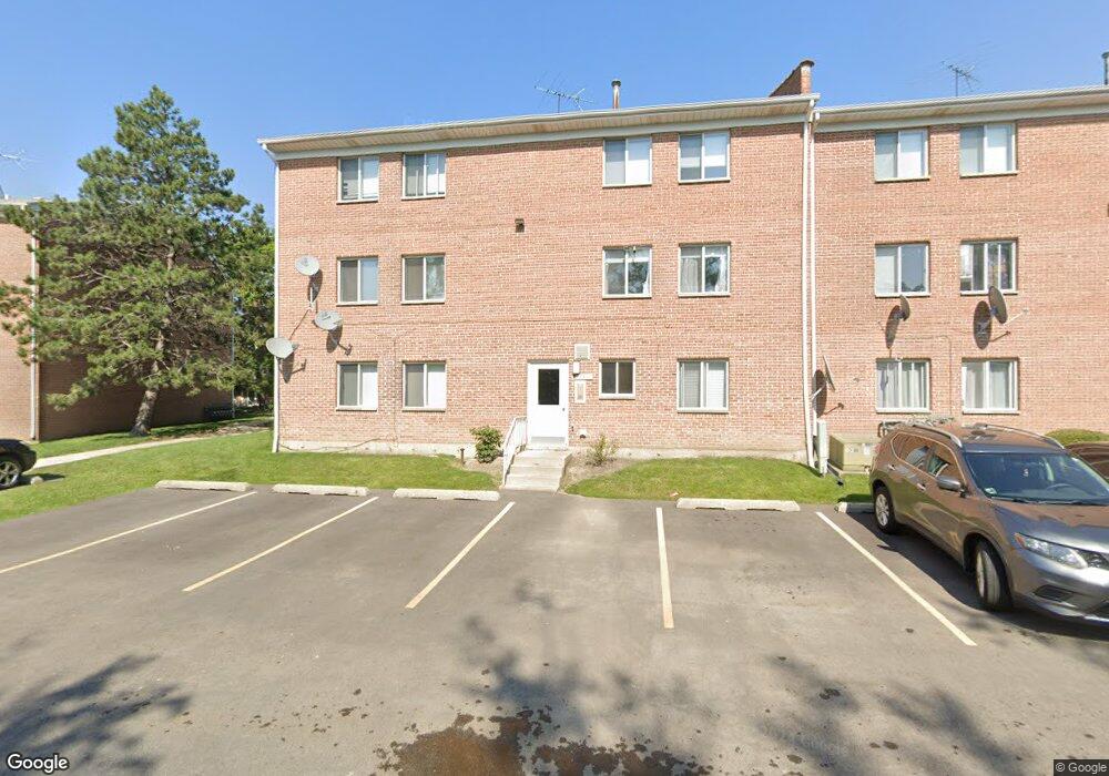 684 Quincy Bridge Ln unit 101, Glenview, IL 60025 - photo 1