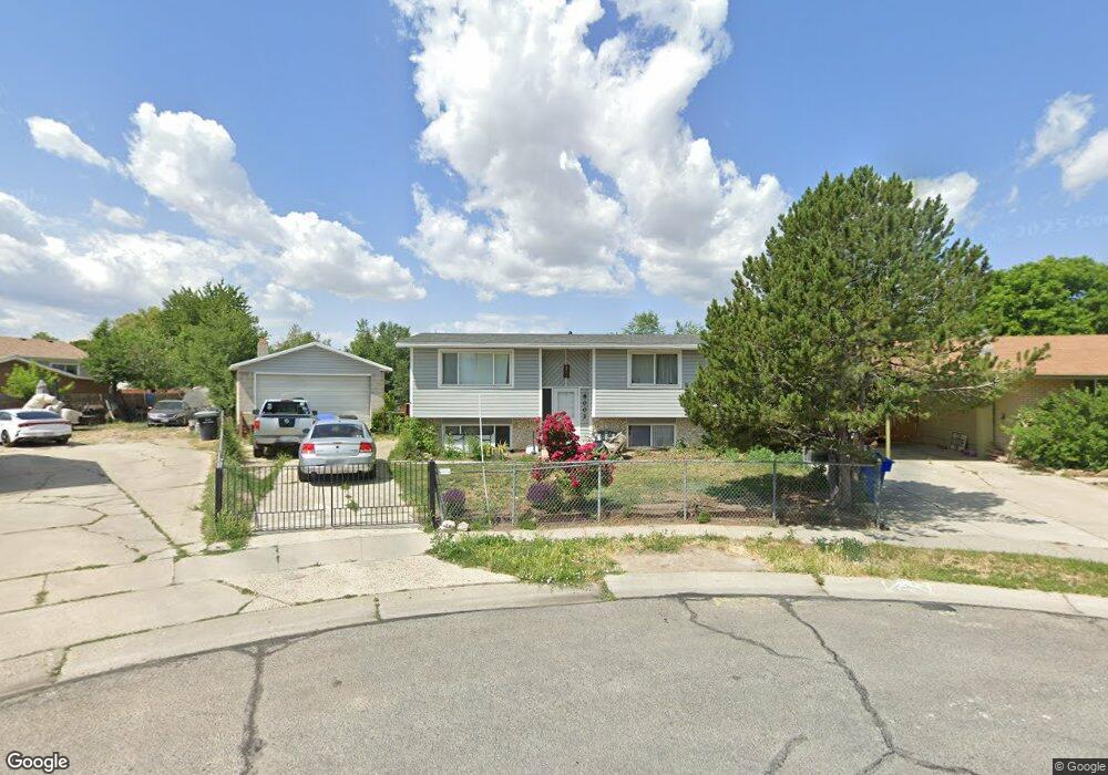 8002 S 3685 W, West Jordan, UT 84088 - photo 1