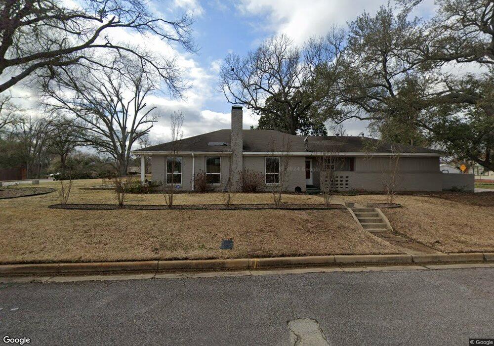 2601 S Cameron Ave, Tyler, TX 75701 - photo 1