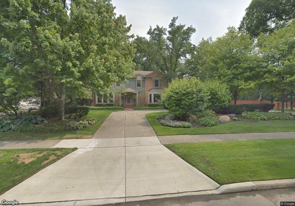 96 Lothrop Rd, Grosse Pointe Farms, MI 48236 - photo 1