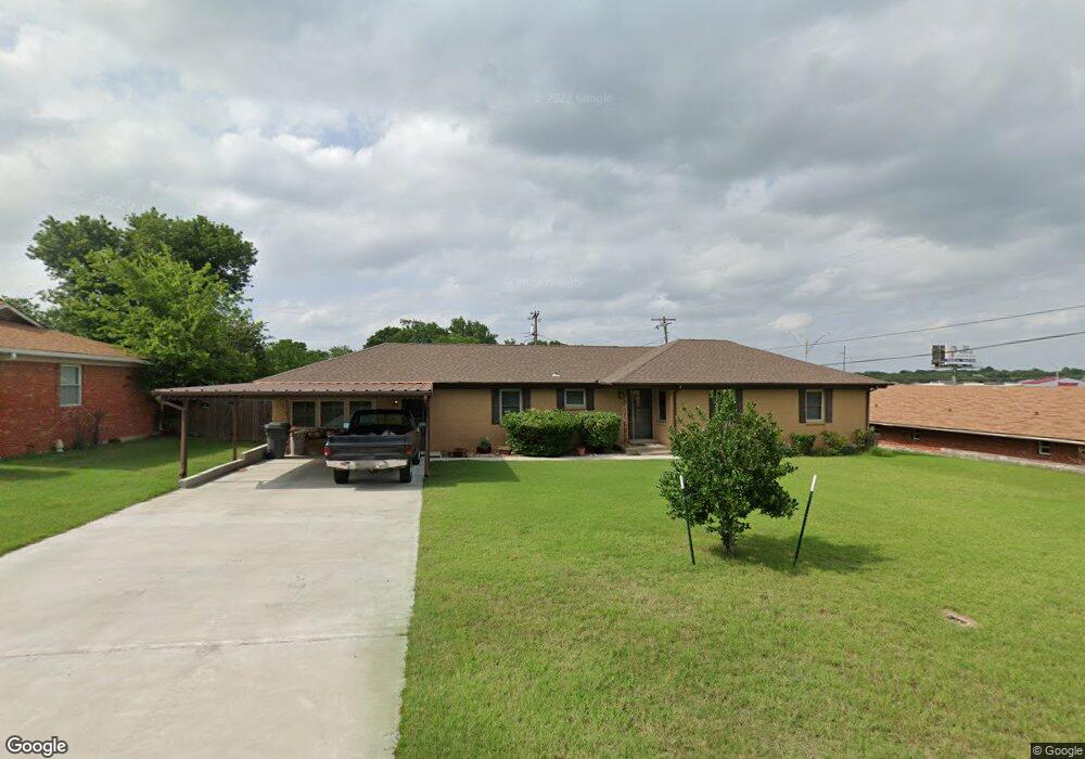 1109 S Meadow Dr, Ardmore, OK 73401 - photo 1