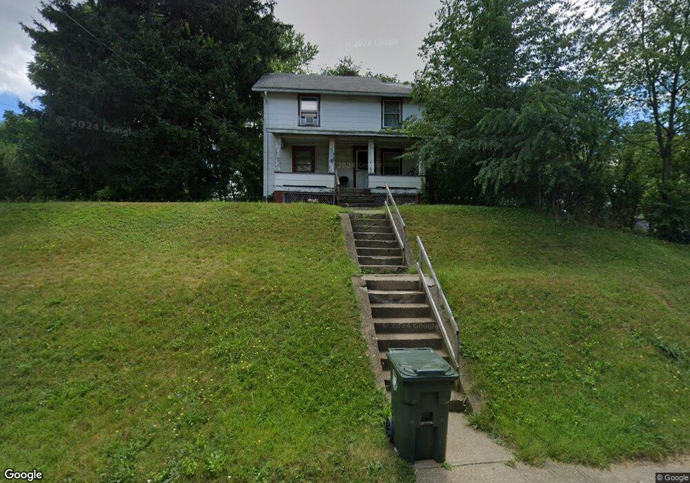 1428 Gibbs Ave NE, Canton, OH 44705 - photo 1
