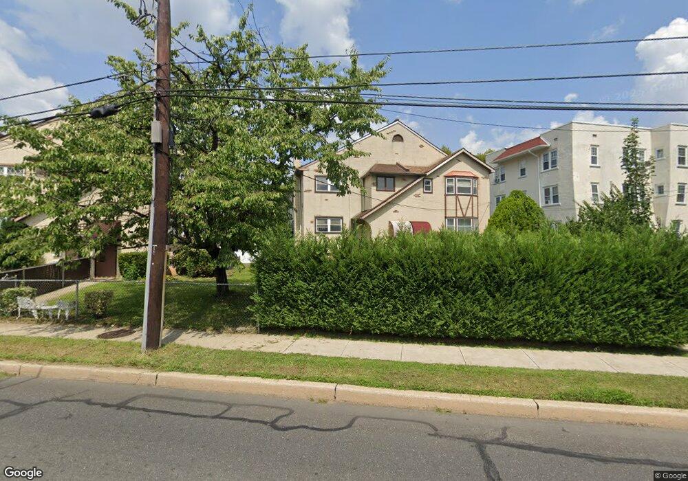 619 Burmont Rd, Drexel Hill, PA 19026 - photo 1