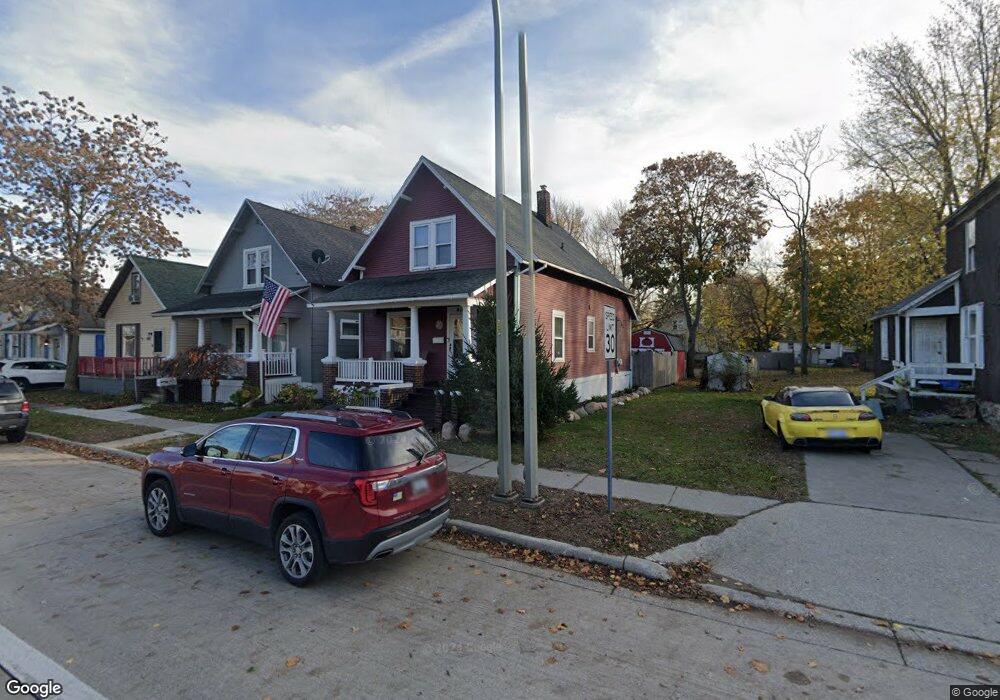 816 Oak St, Port Huron, MI 48060 - photo 1